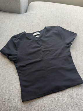 Babaton Black Short Sleeve Crewneck Tee
